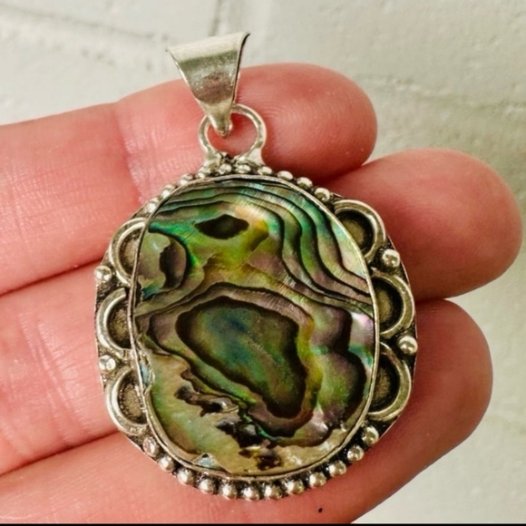 Sterling Silver Abalone Shell Pendant Necklace - Picture 2 of 10